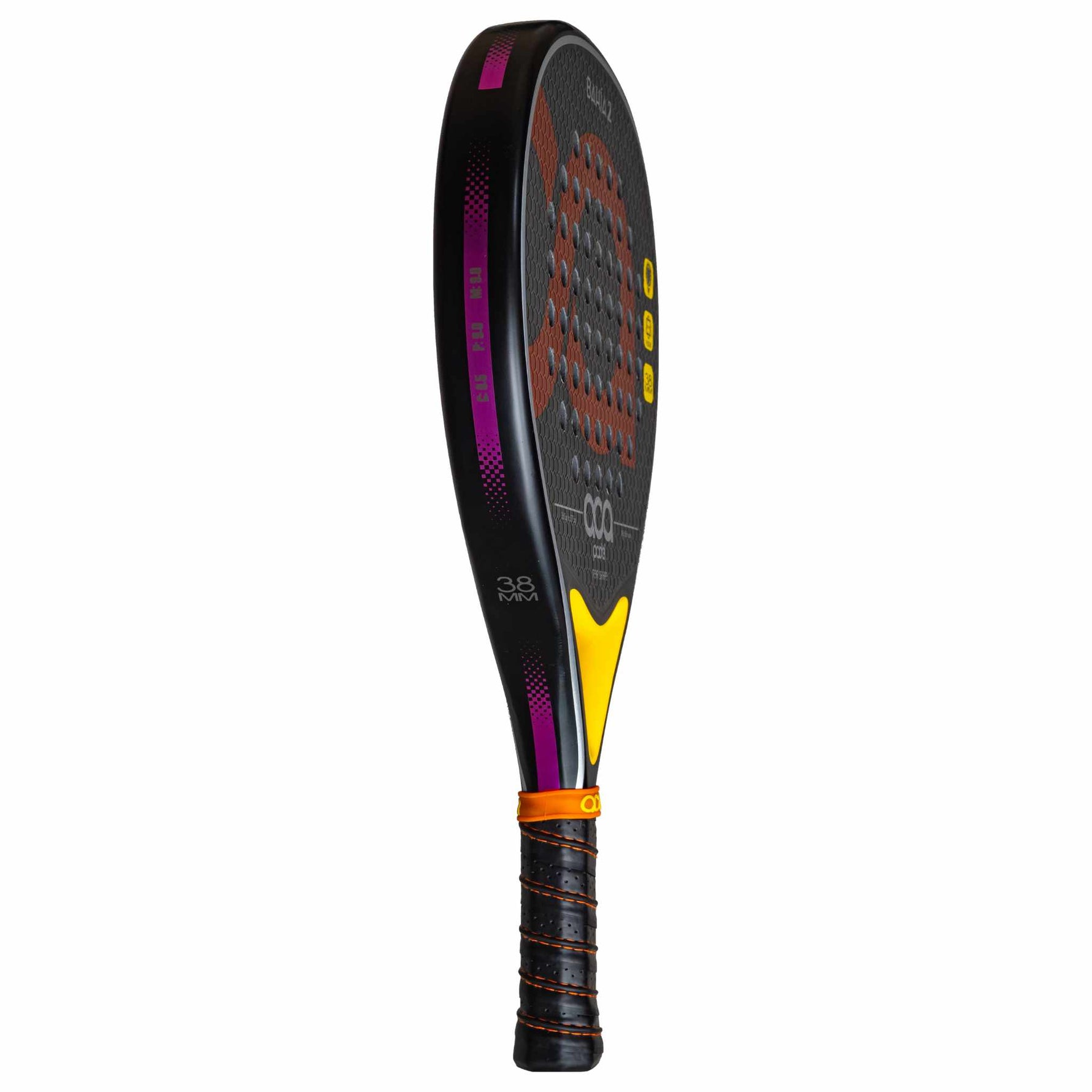 Schräge Ansicht des ACA Padel BAHIA 2, welche die rauhe Oberfläche hervorhebt