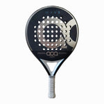 Frontalansicht des ACA Padel Wave Padelschlägers. Kontrollstarkes, rundes Racket in Schwarz und Weiß mit 3K Carbon-Schlagfläche und der strukturierten 3D Wave + Sand Oberfläche für maximale Präzision.