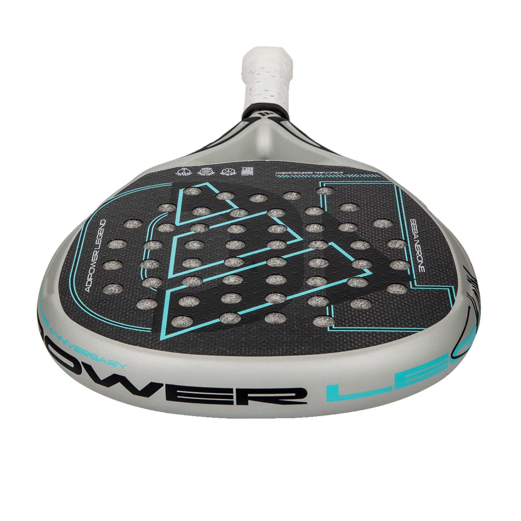 Perspektive auf die raue Spin Blade Oberfläche des Adidas Legend Schlägers für maximale Ballrotation.