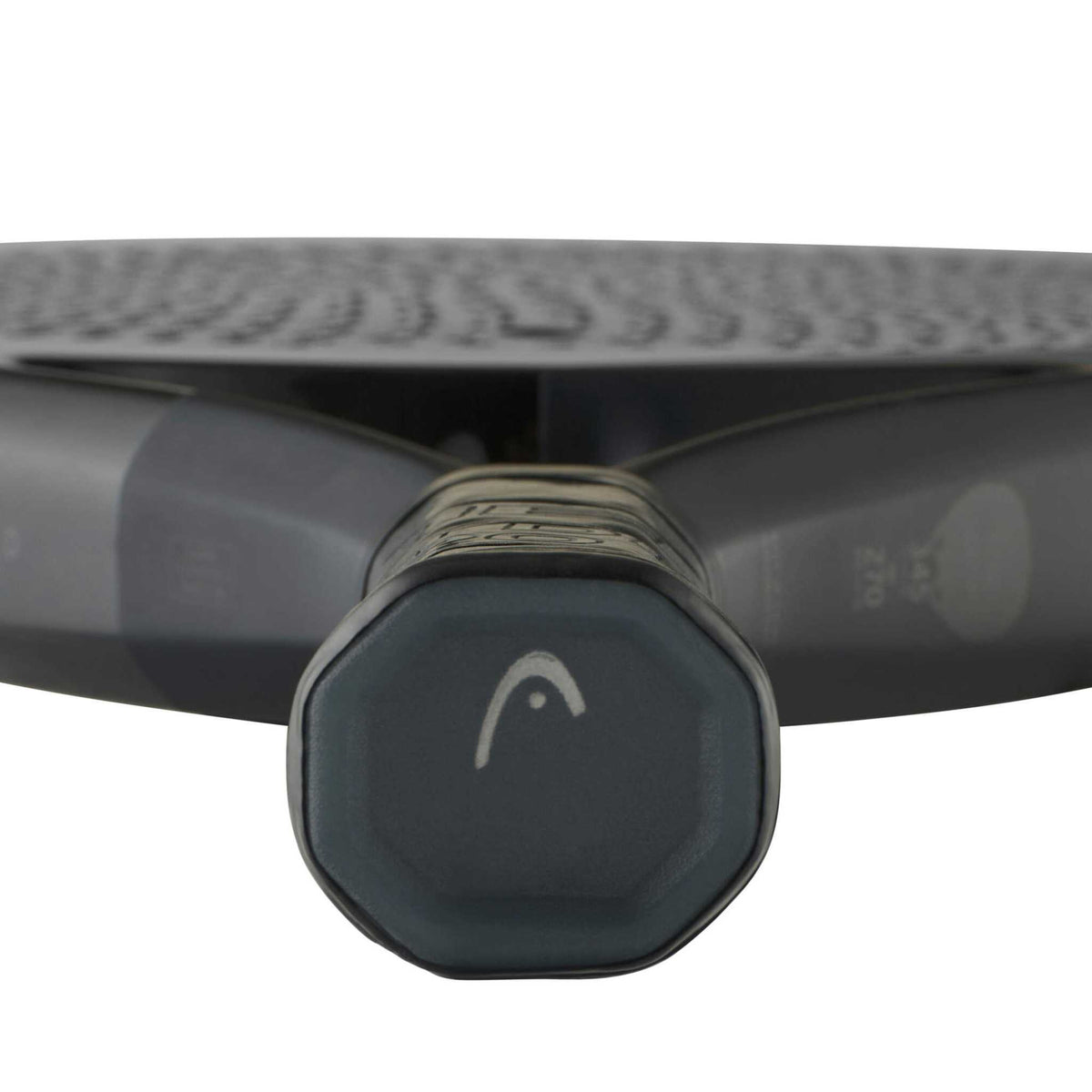 Detailansicht des Griffs mit der grauen Soft Butt Cap Technologie zur Reduzierung von Vibrationen.